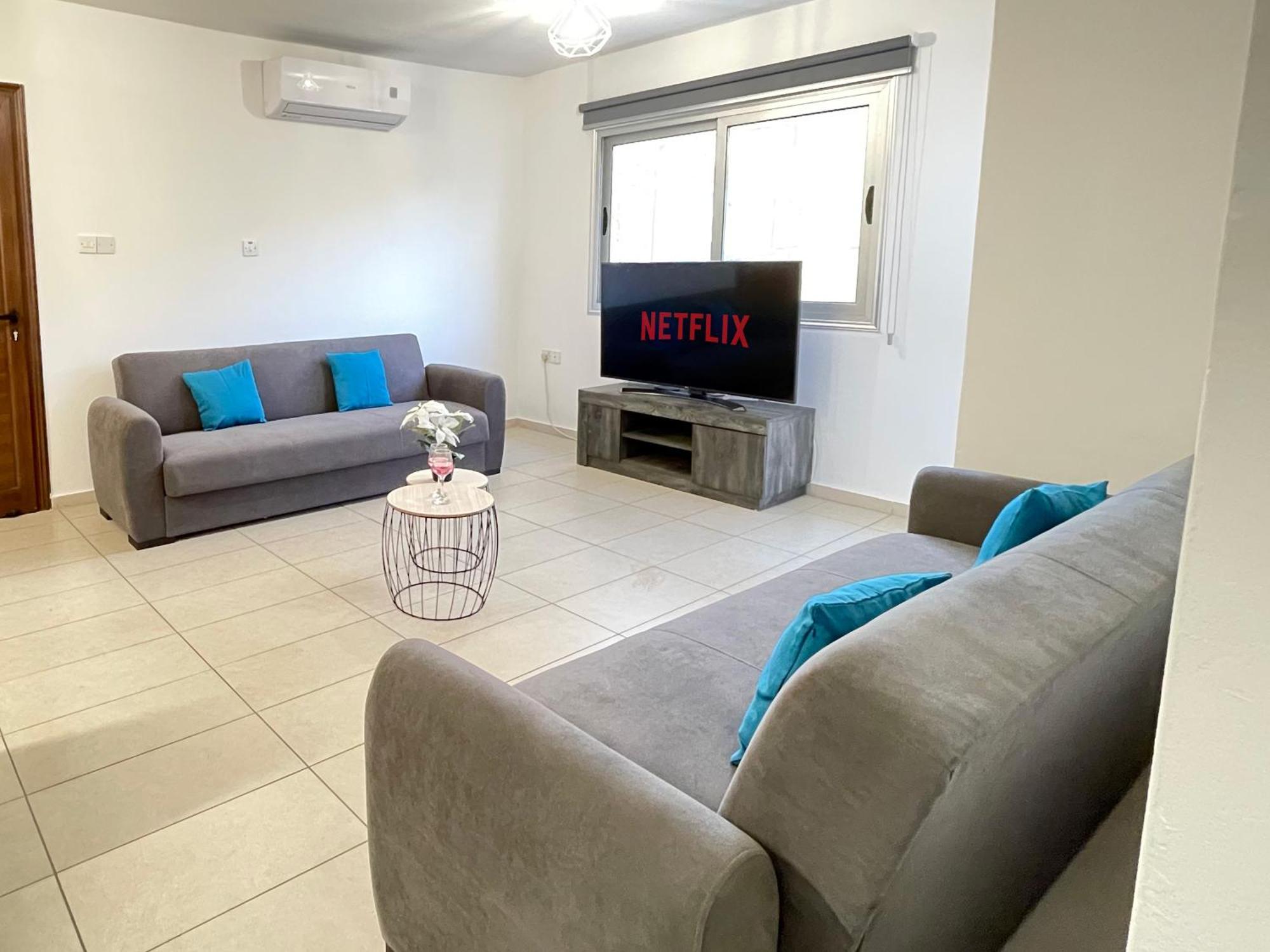 Aurora Holiday Apartment - Ayia Napa Bagian luar foto
