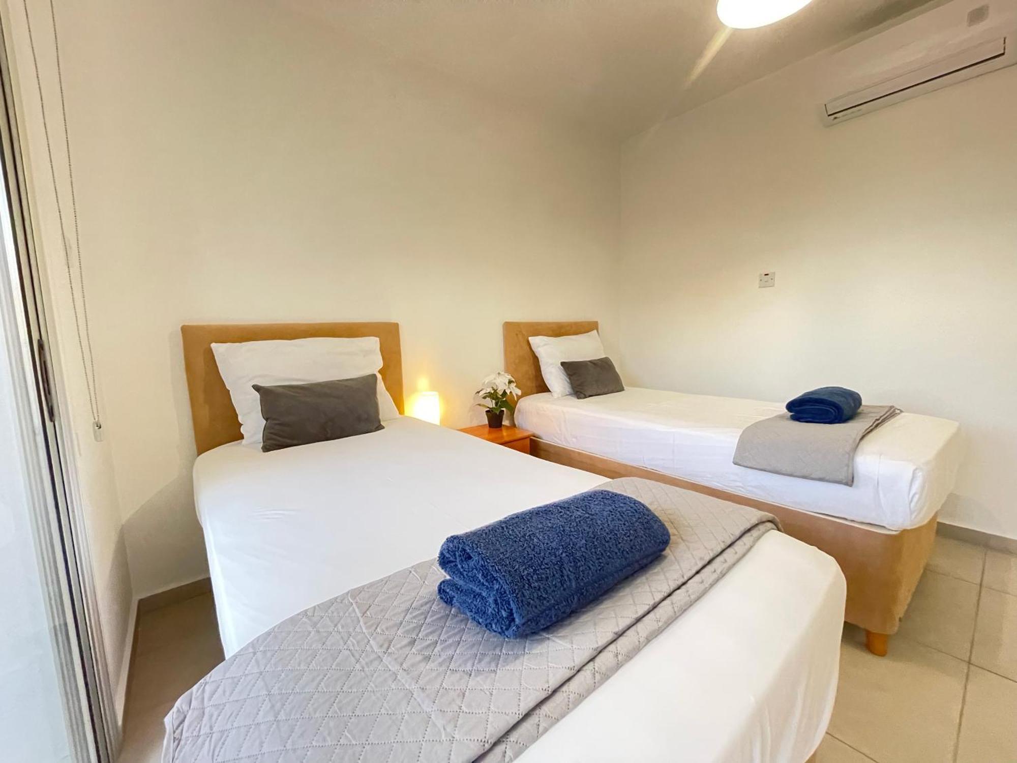 Aurora Holiday Apartment - Ayia Napa Bagian luar foto